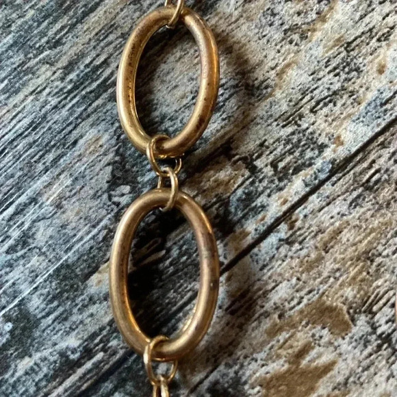 Gold /  Rhinestone Necklace - Picture 4 of 6